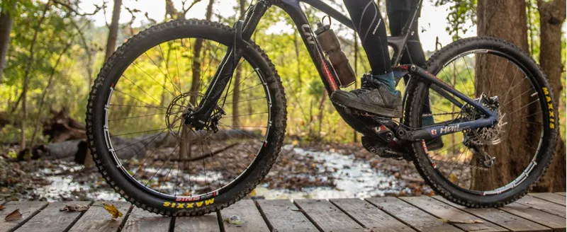 Stans NoTubes Arch MK3 26 Inch 32H MTB Rim - Black - Image 6