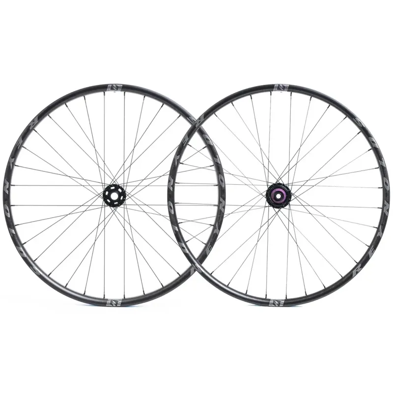 Reynolds® Reynolds Blacklabel 309 DH Expert 29er MTB Wheelset - Shimano HG 157mm - Image 2