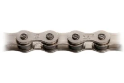 KMC Z8 Ept 8 Speed Chain - Silver